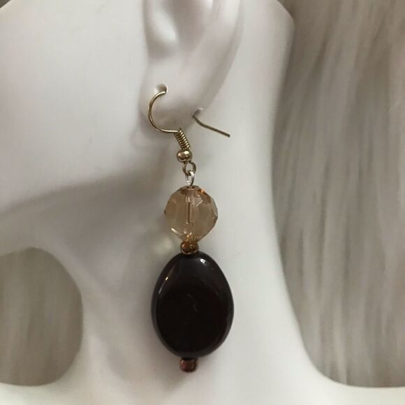 Neutral tone drop earrings - Picture 2 of 2